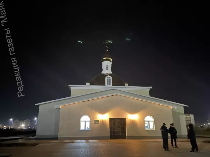 Вместе встретили Пасху: богослужение, наполненное светом