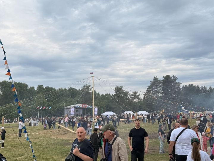 Сабантуй в Петербурге: нити традиций, связывающие азнакаевцев вдали от дома
