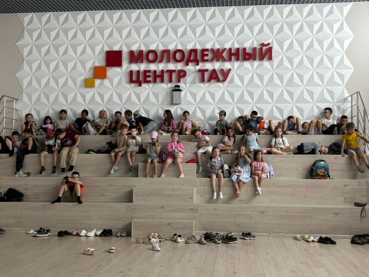 Волшебный киновечер в Молодёжном центре: радость и приключения для ребят из лагеря санатория «Азнакаевский»!