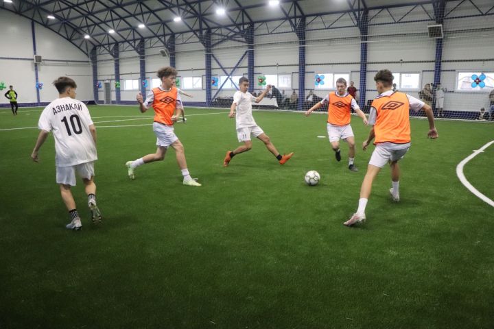 СПОРТ — РЯДОМ С ДОМОМ: как развивается спортивная инфраструктура Азнакаевского района