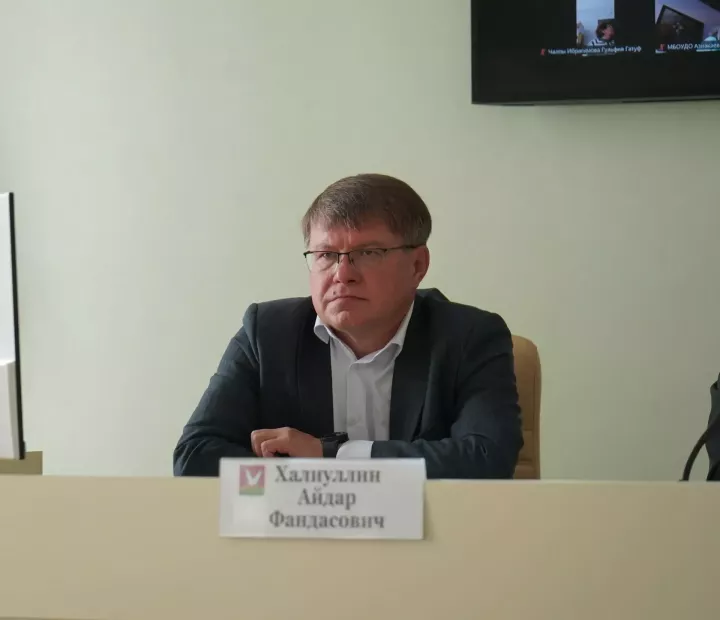 В Азнакаево прошла еженедельная планерка