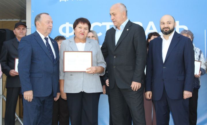 Азнакай районы журналисты республика электрон Мактау тактасына кертелде